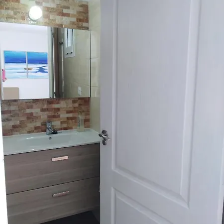 Casa Isabel - بيت للعطل Fasnia