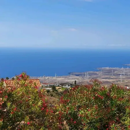 Casa Isabel - بيت للعطل Fasnia