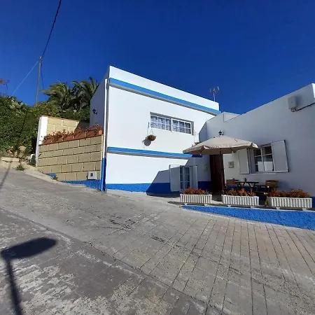 Casa Isabel - *