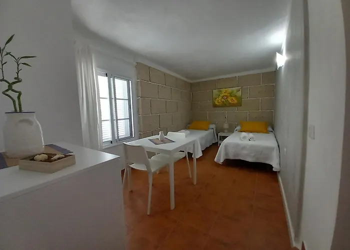 בית נופש Casa Isabel - *